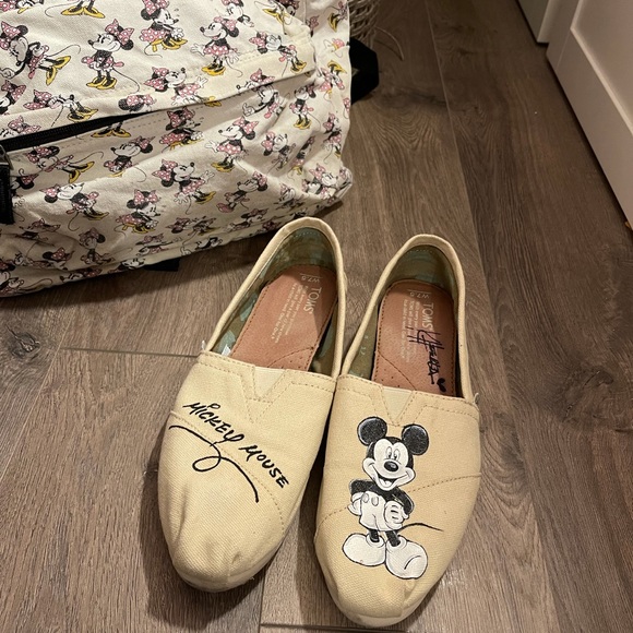 Mickey Mouse Toms - Picture 9 of 13